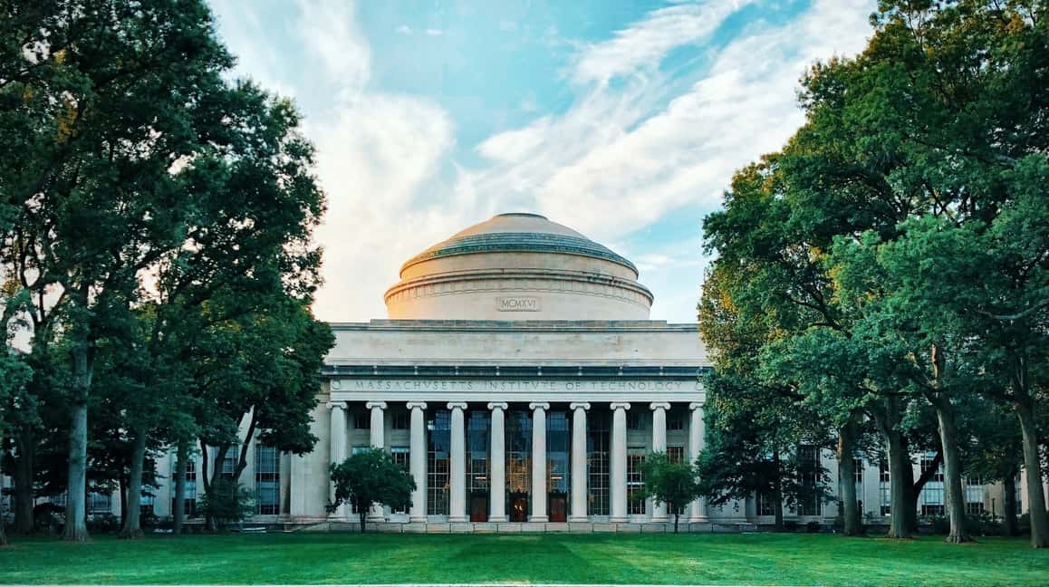 MIT vs Caltech: Rivalry of the Science & Tech Titans