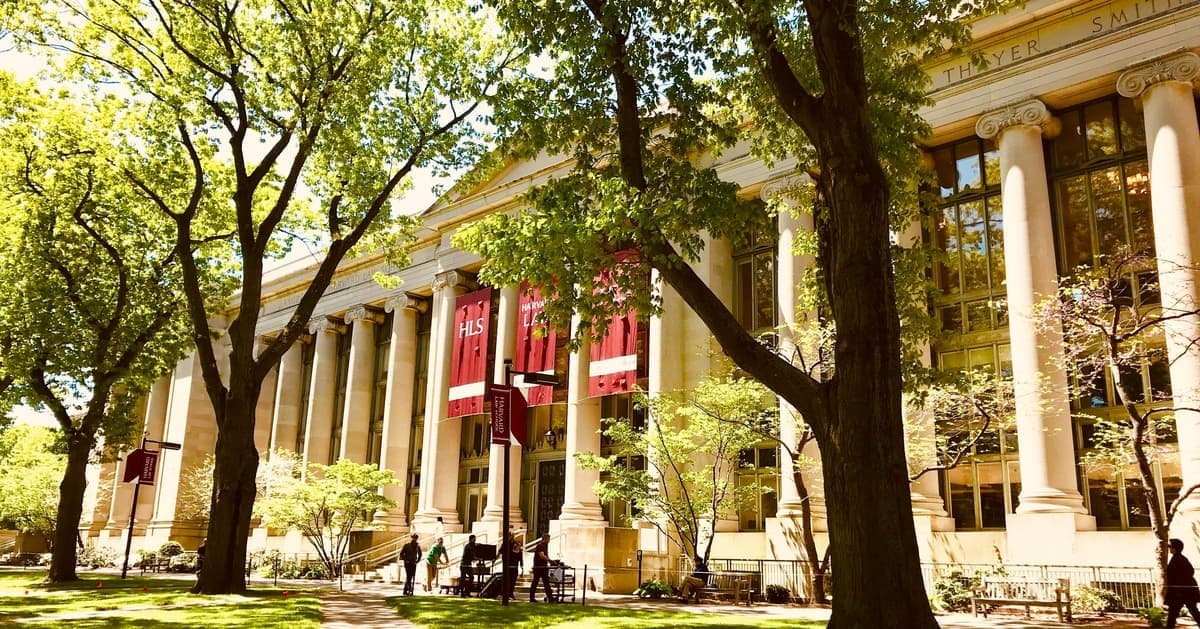 How To Apply To US Universities as an International Student