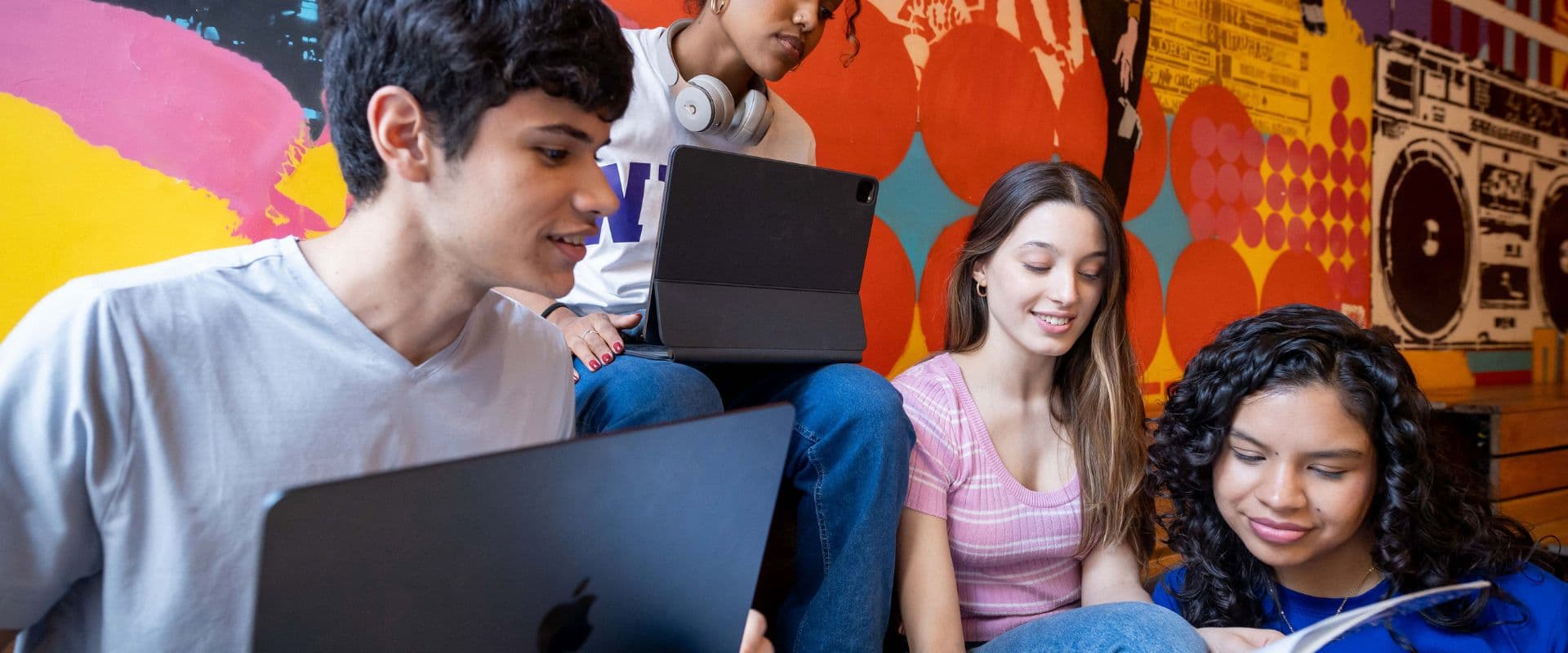 Best Senior Project Ideas for High School Students + 42 Real Student Examples