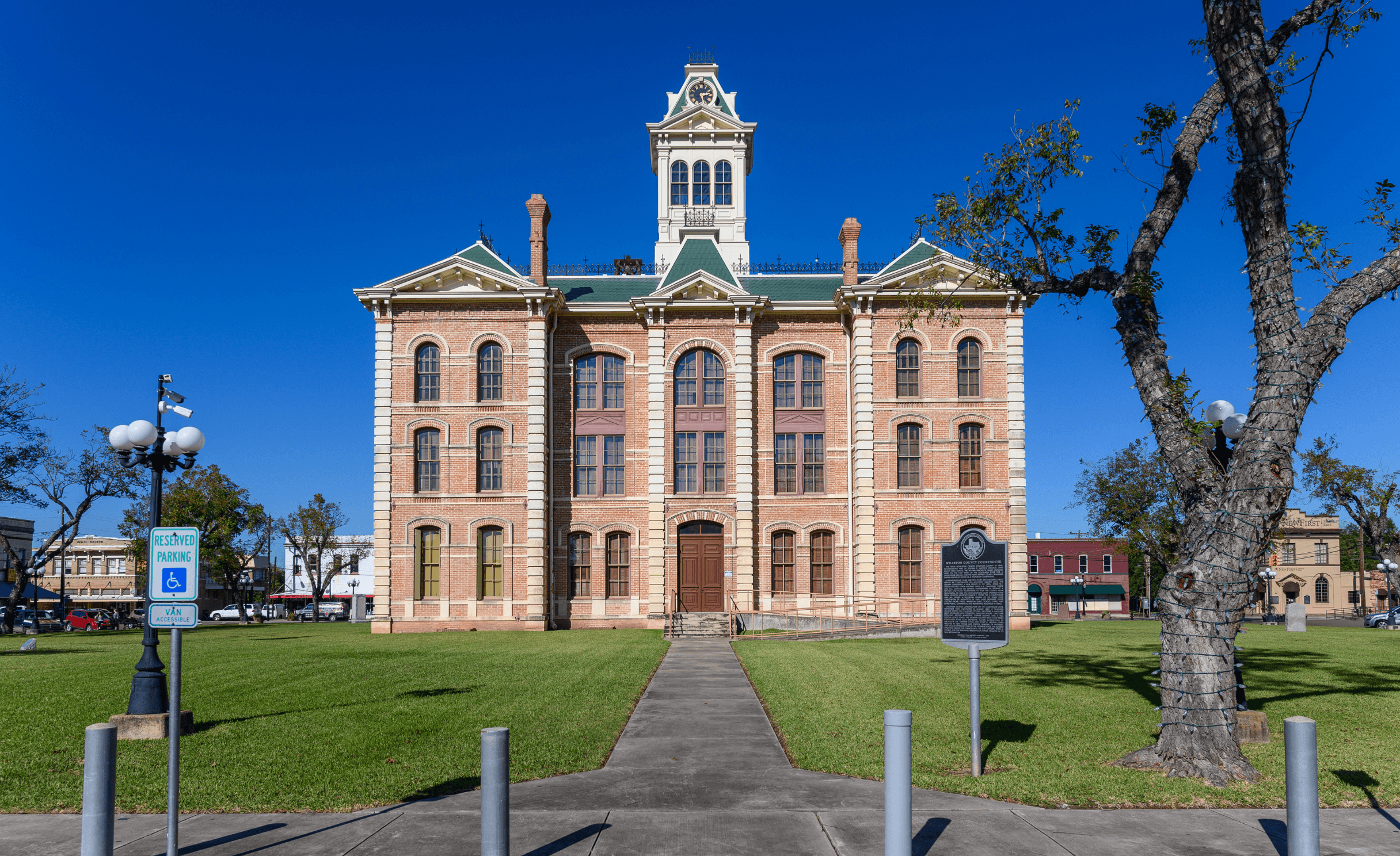 The 10 Best College Majors You Should Consider in 2025