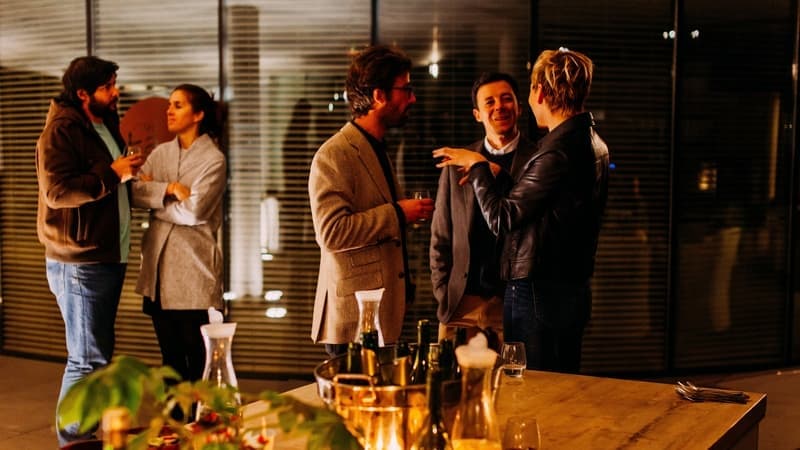 The benefits of the Ivy League is that it offers powerful networking opportunities 