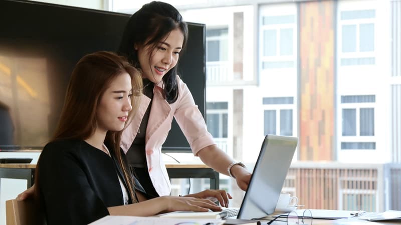 College admissions counselors come alongside you and your family, guiding you through the college admissions process. They are trained and experienced professionals who help prepare you in all aspects of the college admissions process.