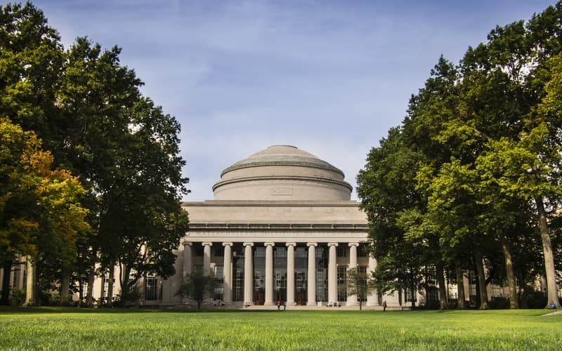 Massachusetts Institute of Technology